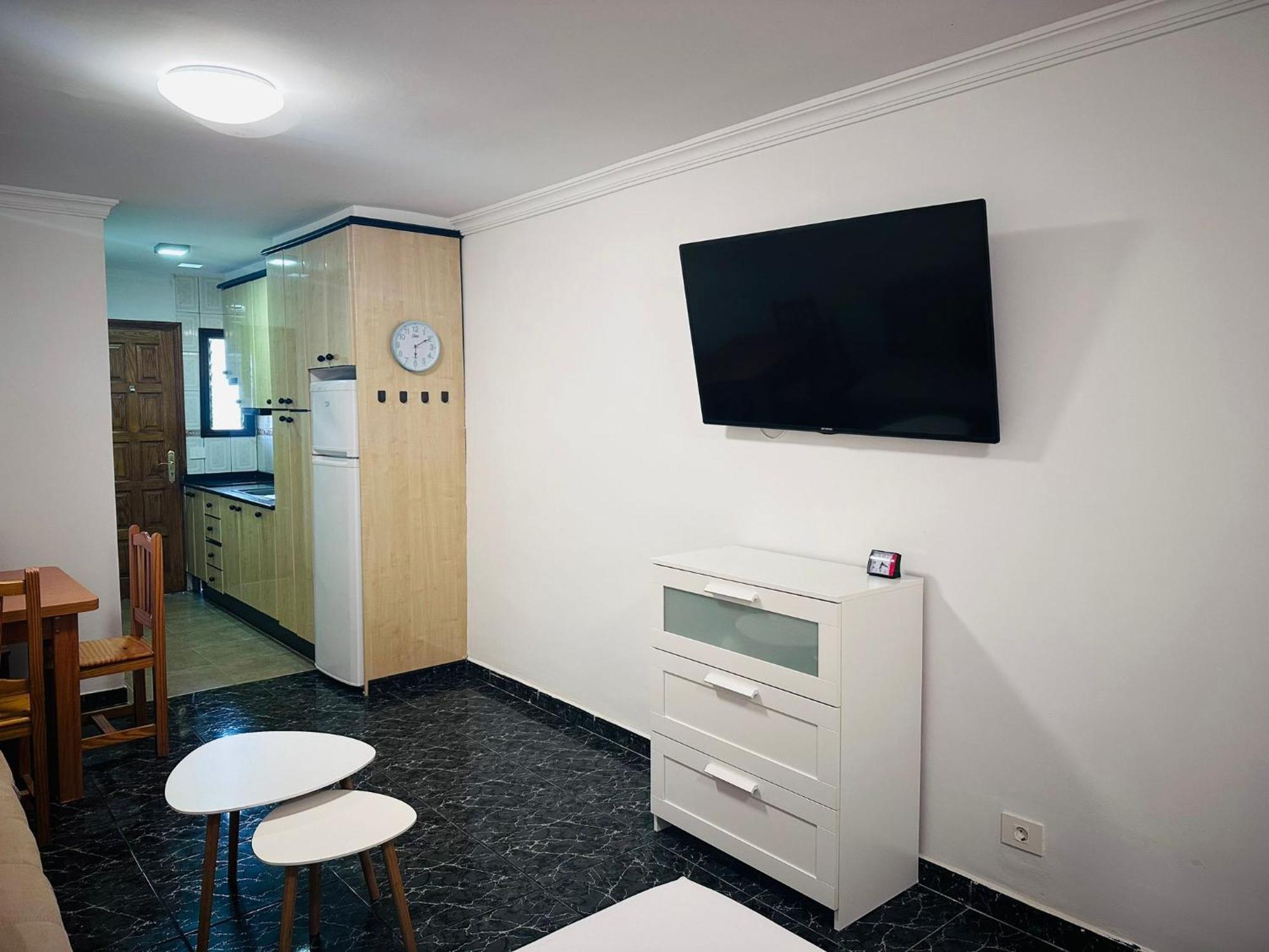 Cozy 2-Bed & Sofa-Bed Studio In Los Cristianos Los Cristianos  Exteriér fotografie
