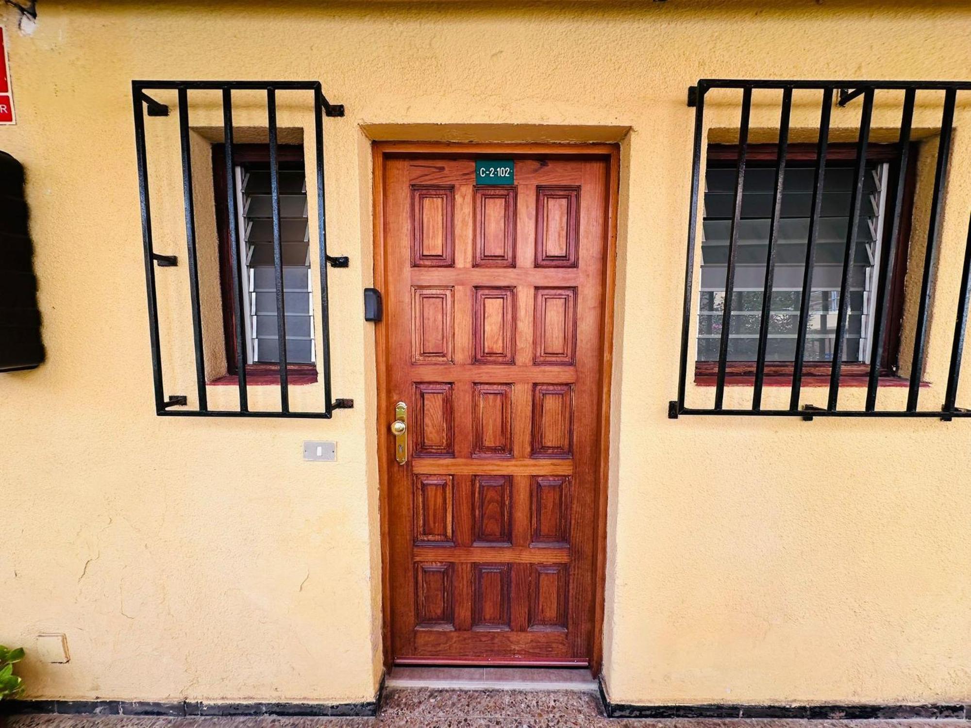 Cozy 2-Bed & Sofa-Bed Studio In Los Cristianos Los Cristianos  Exteriér fotografie